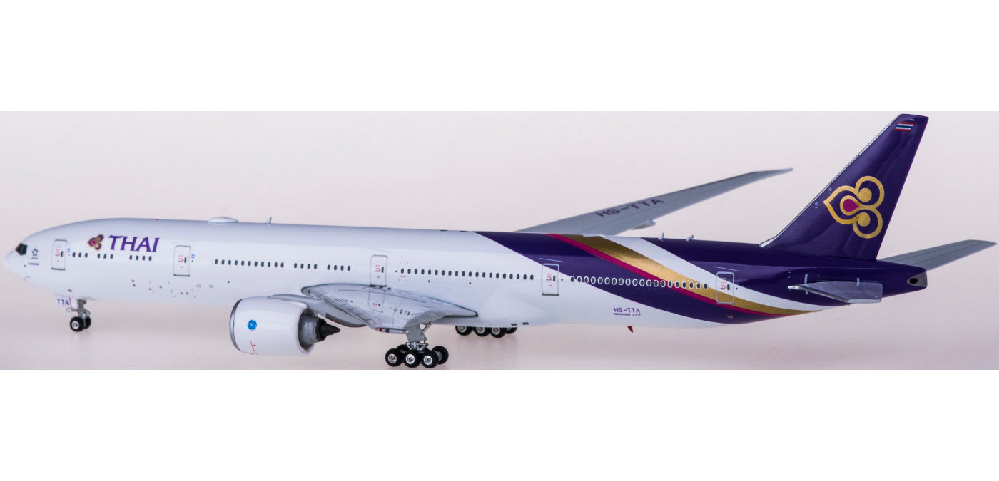 1:400 Phoenix PH11679 Thai Airways Boeing 777-300ER HS-TTA+Free Tractor