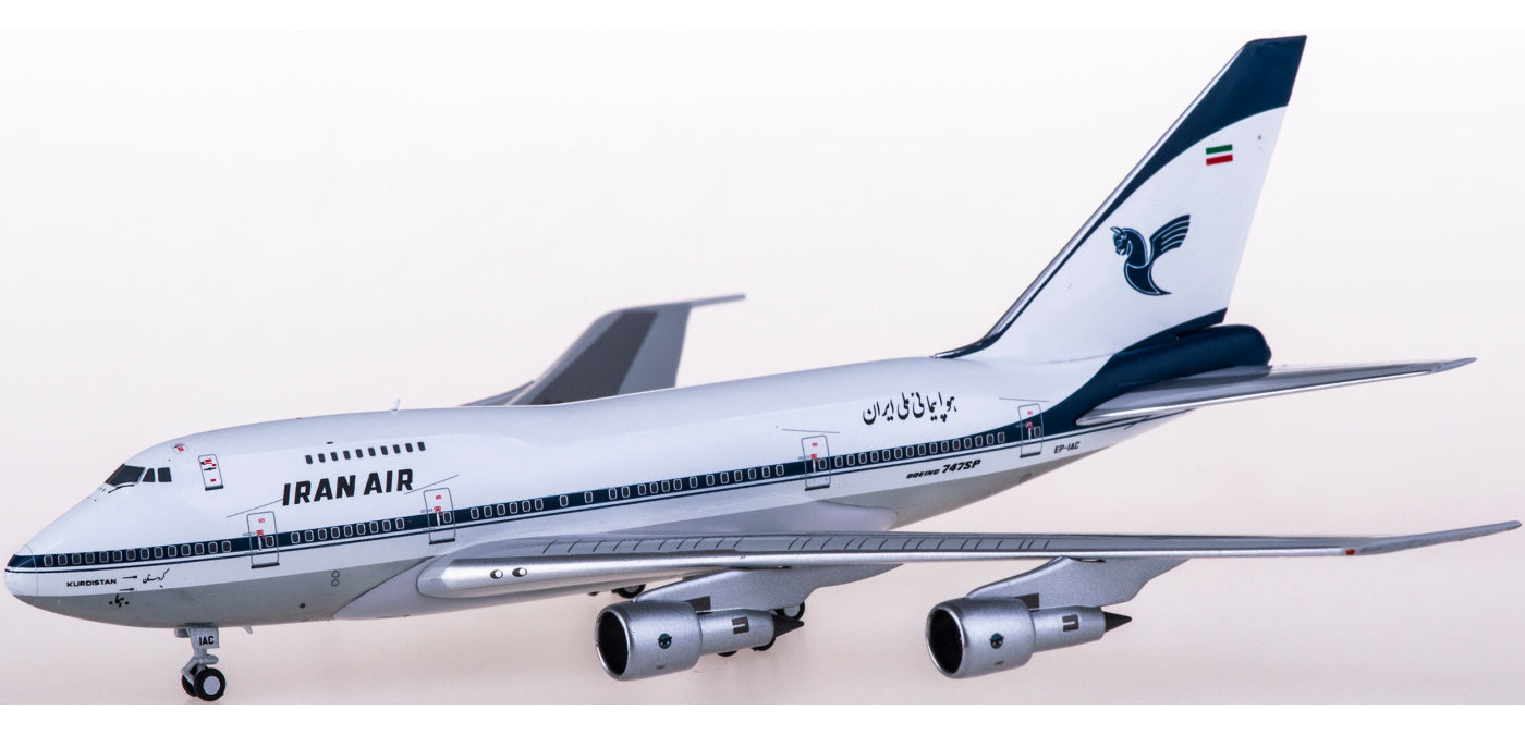 1:400 NG Models NG07011 Iran Air Boeing 747SP EP-IAC+Free Tractor