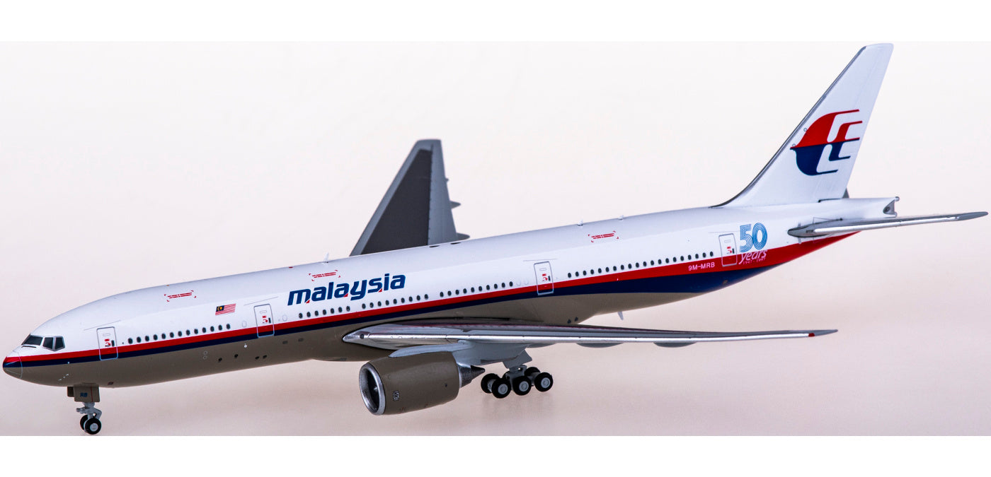 1:400 JC Wings XX4488 Malaysia Airlines Boeing 777-200 9M-MRB 50Years Aircraft Model+Free Tractor
