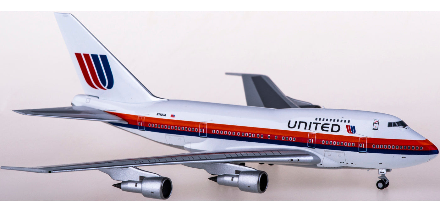1:400 NG Models NG07013 United Airlines Boeing 747SP N140UA+Free Tractor