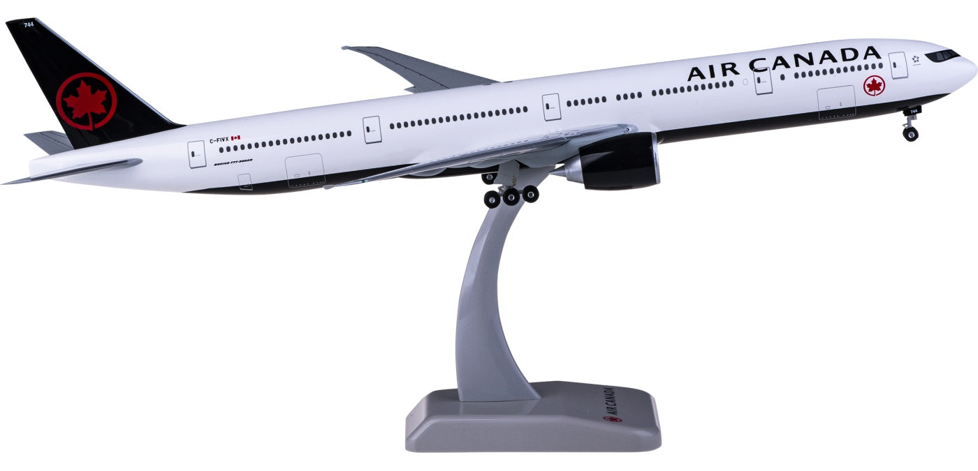 1:200 Hogan Wings HG11786GR Air Canada Boeing 777-300ER C-FIVX