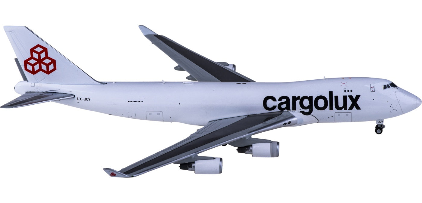 1:400 JC Wings XX4206 Cargolux Cargo Boeing 747-400F LX-JCV Aircraft Model+Free Tractor