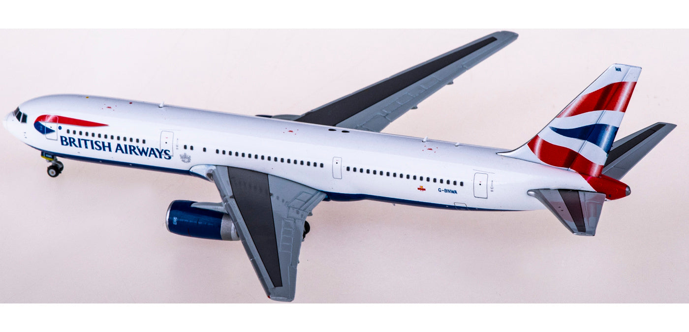 1:400 JC Wings XX4155 British Airways Boeing 767-300ER G-BNWA+Free Tractor