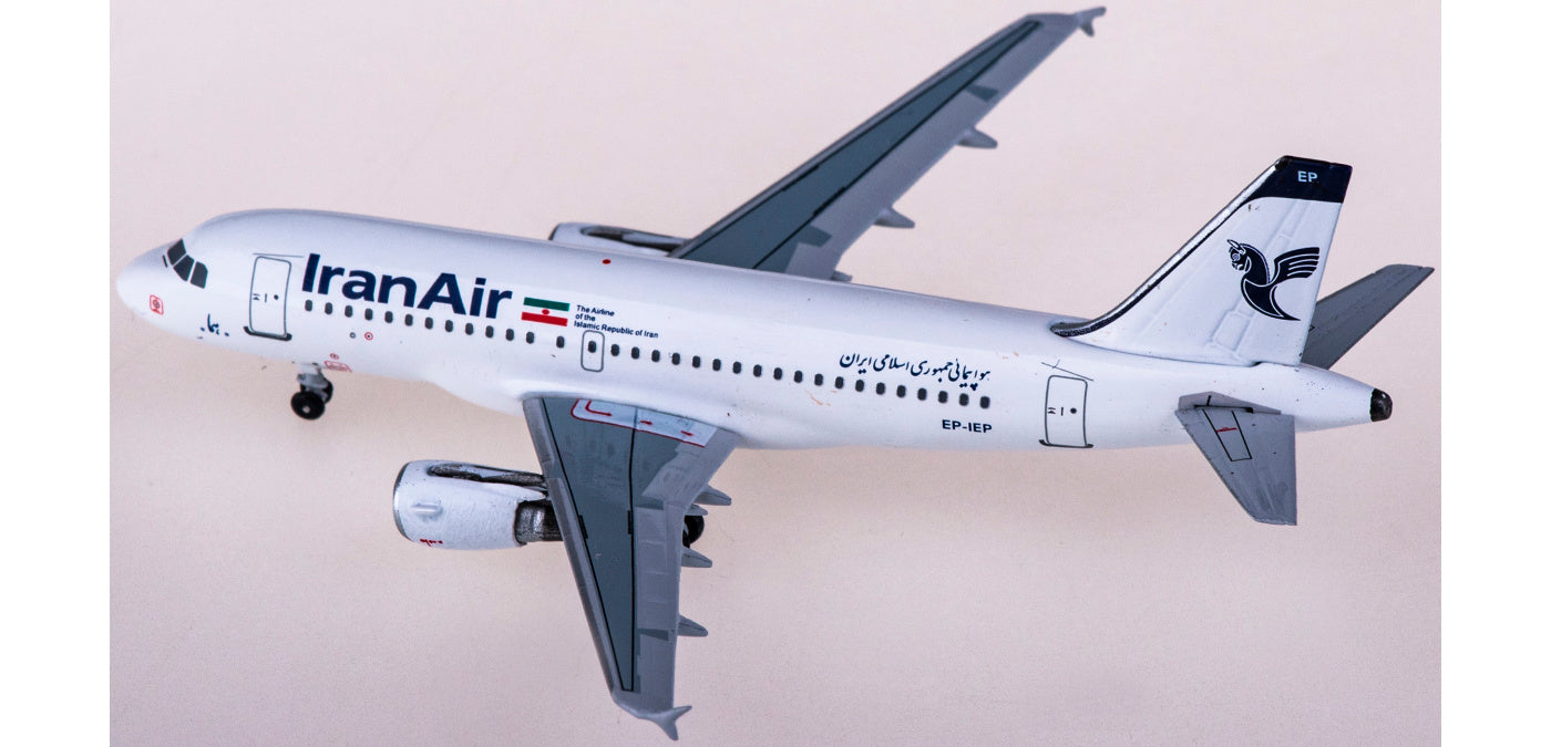 1:400 AeroClassics AC411020 Iran Air Airbus A319 EP-IEP Aircraft Model+Free Tractor