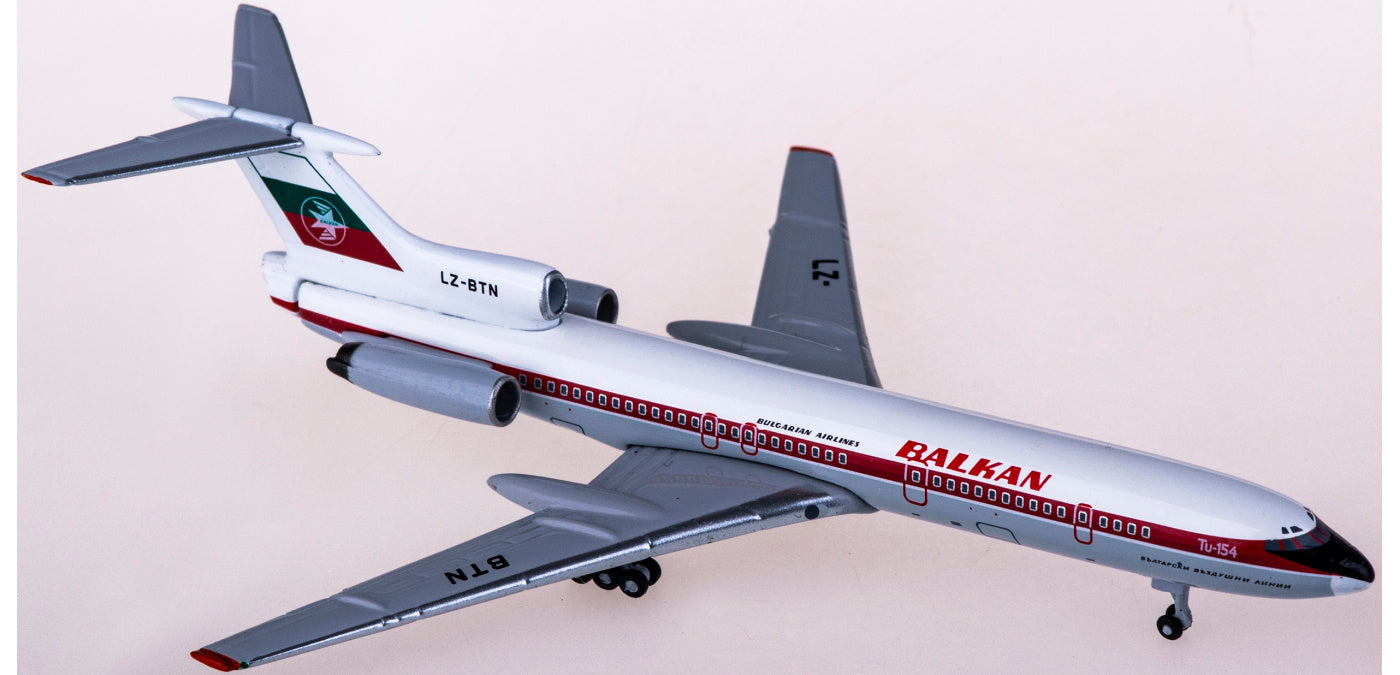 1:400 AeroClassics AC419959 Balkan Bulgarian Airlines Tupolev Tu-154 LZ-BTN Aircraft Model+Free Tractor