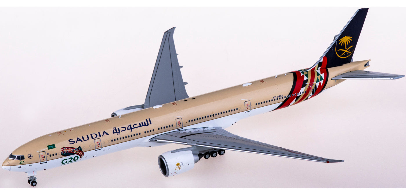 1:400 JC Wings XX4463 Saudia Boeing 777-300ER HZ-AK42+Free Tractor