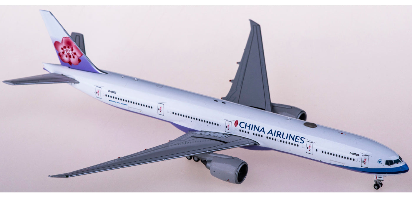 1:400 JC Wings XX4189 China Airlines Boeing 777-300ER B-18003+Free Tractor