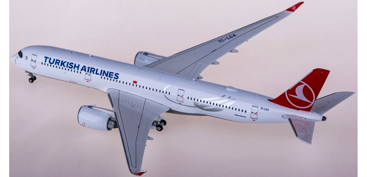 1:400 JC Wings EW4359006 Turkish Airlines Airbus A350-900XWB TC-LGA+Free Tractor