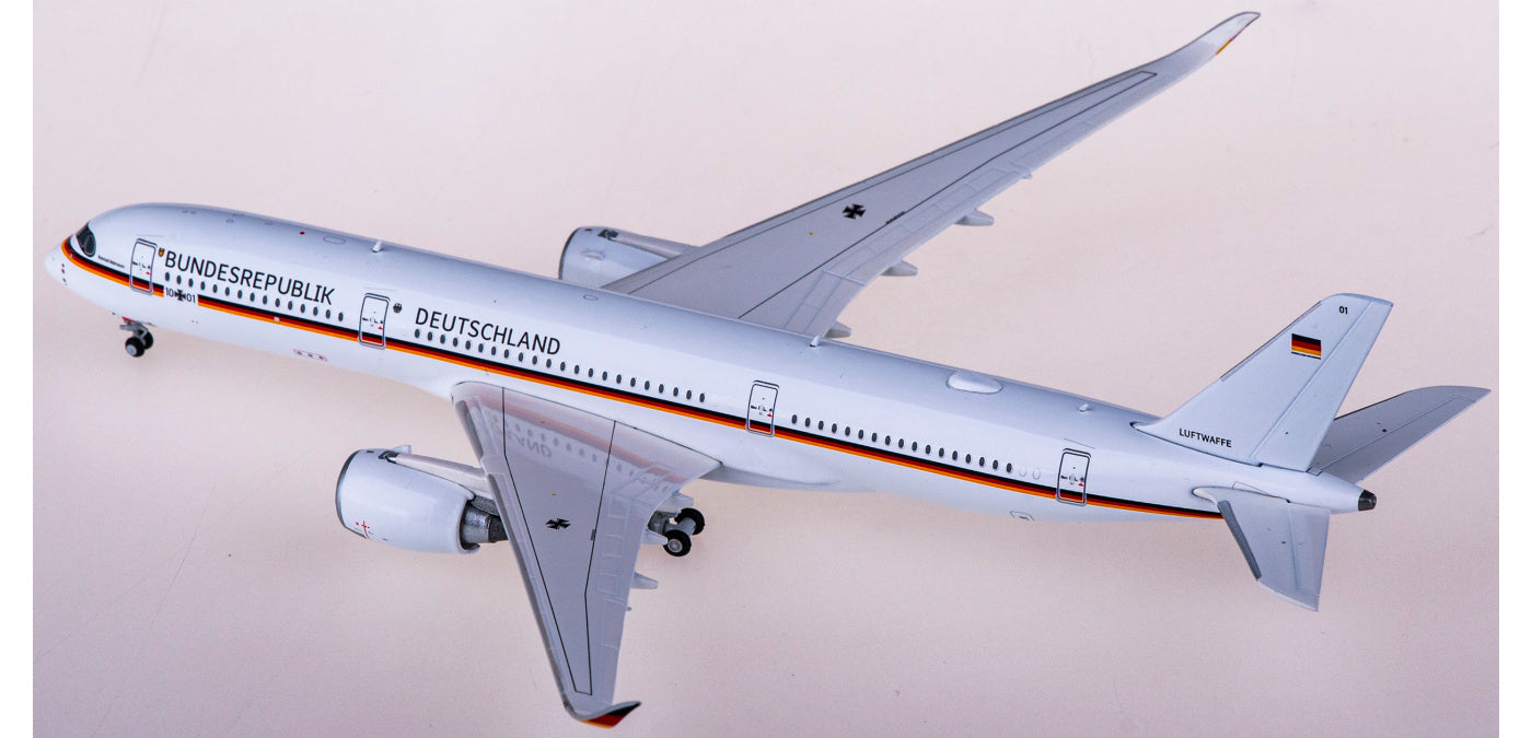 1:400 JC Wings LH4246 Luftwaffe Airbus A350-900ACJ 10+01 +Free Tractor