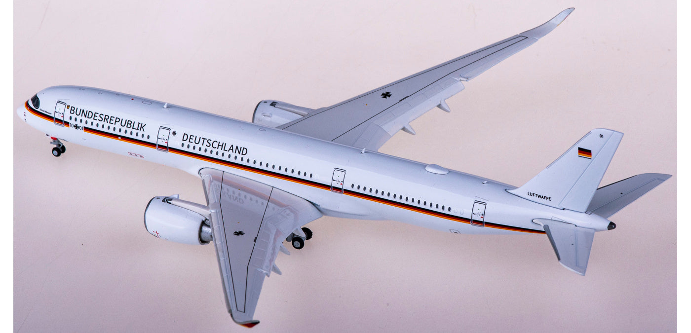 1:400 JC Wings LH4246A Deutschland Gov Airbus A350-900ACJ 10+01 "Flaps down"Aircraft Model+Free Tractor