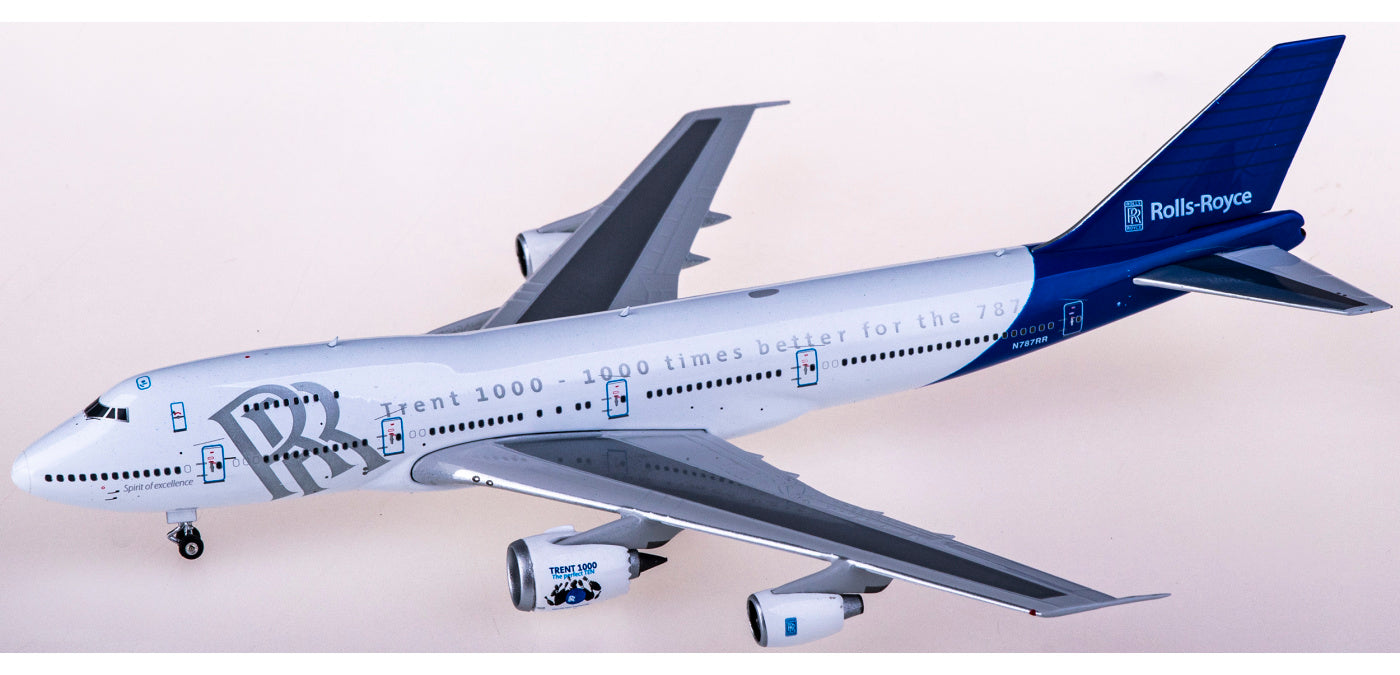 1:400 Phoenix PH11710 Boeing 747-200 N787RR+Free Tractor