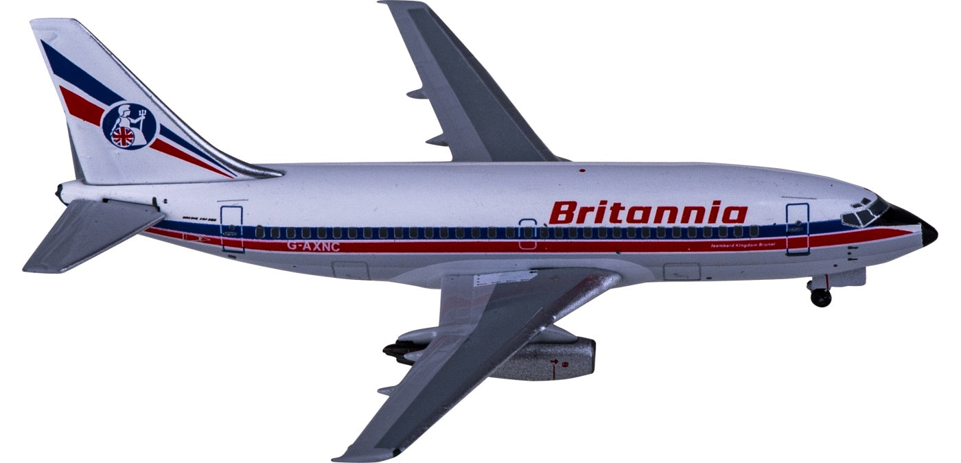 1:400 AeroClassics AC411056 Britannia Boeing 737-200 G-AXNC Aircraft Model+Free Tractor