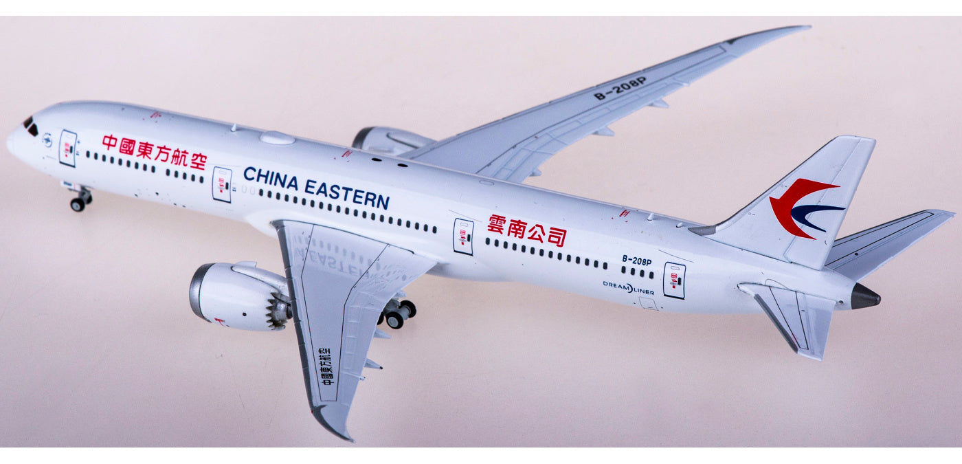 1:400 JC Wings XX4099 China Eastern Airlines Boeing 787-9 Dreamliner B-208P+Free Tractor