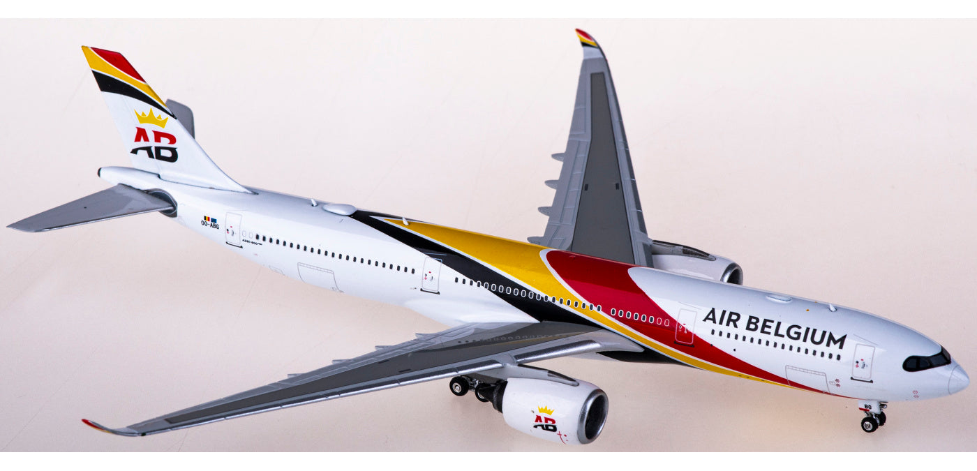1:400 Phoenix PH11724 Air Belgium Airbus A330-900neo OO-ABG+Free Tractor