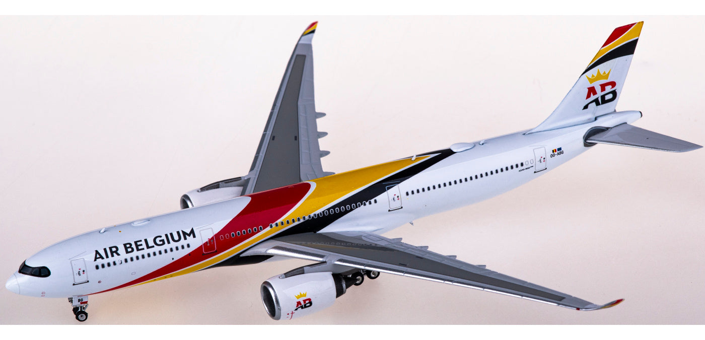 1:400 Phoenix PH11724 Air Belgium Airbus A330-900neo OO-ABG+Free Tractor