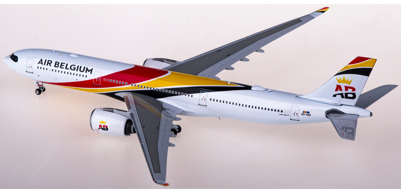 1:400 Phoenix PH11724 Air Belgium Airbus A330-900neo OO-ABG+Free Tractor