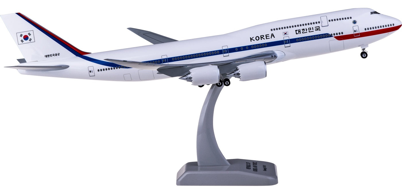 1:200 Hongan Wings HG11977GR Korea government Boeing 747-8