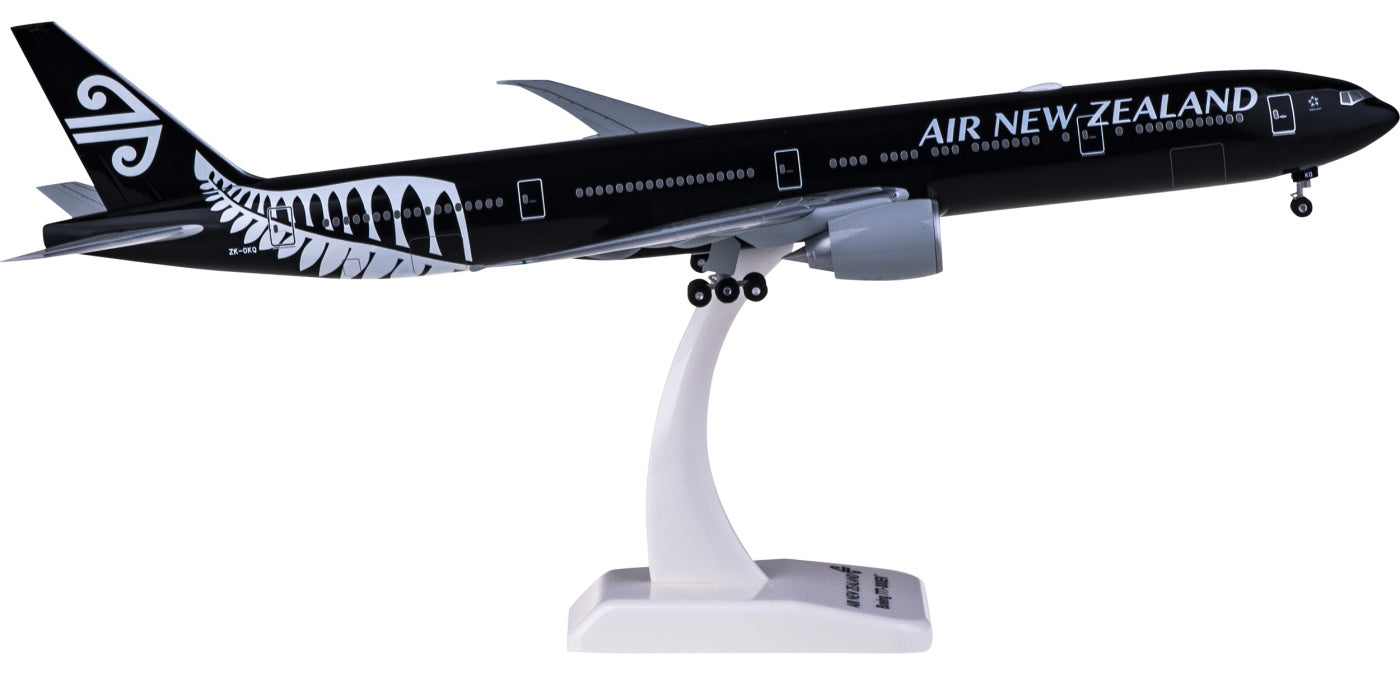 1:200 Hongan Wings HG11915GR Air New Zealand Boeing 777-300ER ZK-OKQ