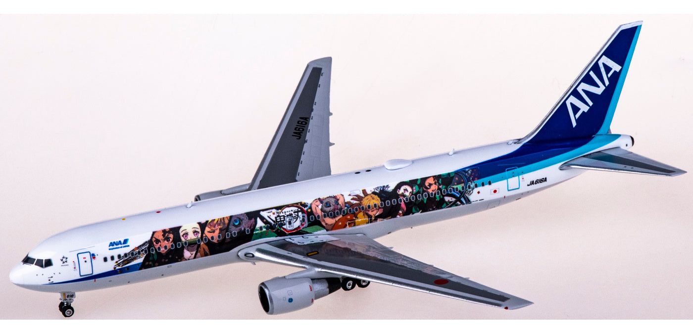 1:400 Phoenix PH04439 ANA Boeing 767-300ER JA616A+Free Tractor