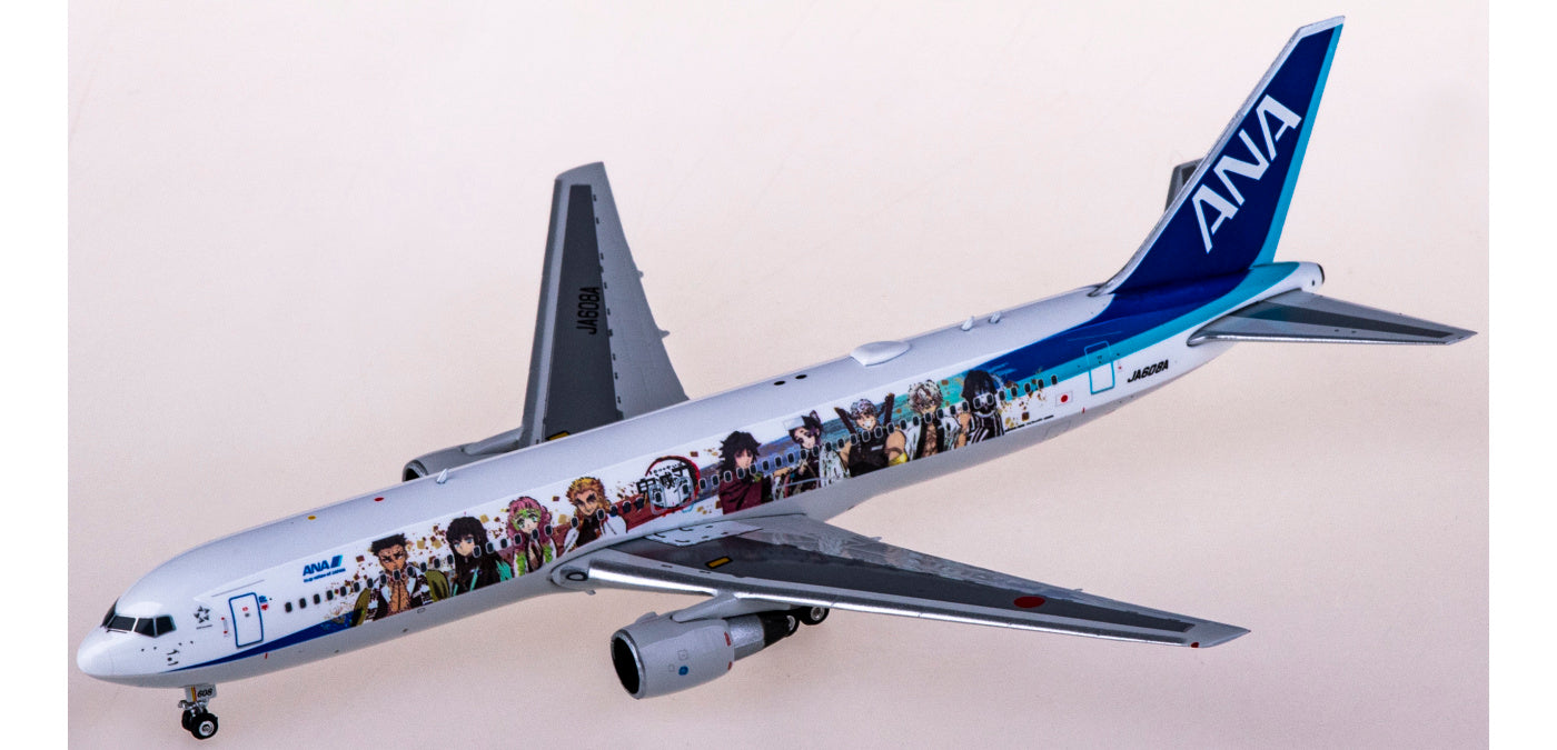 1:400 Phoenix PH04446 ANA Boeing 767-300ER JA608A+Free Tractor