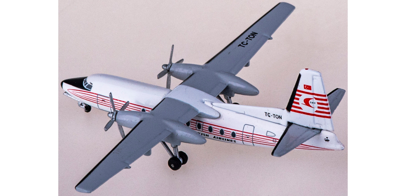 1:400 AeroClassics AC411037 Turkish Airlines Fokker F-27 TC-TON Aircraft Model+Free Tractor