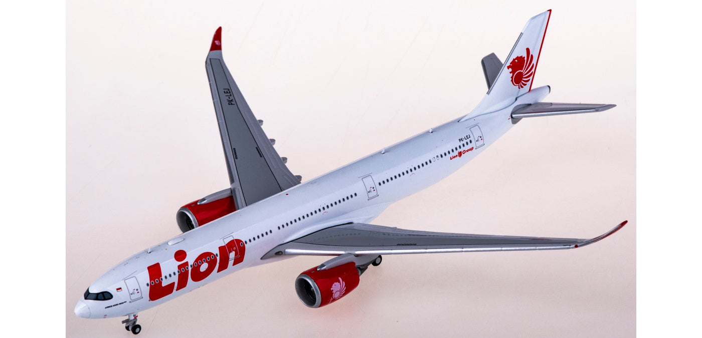 1:400 JC Wings XX4223 Lion Air Airbus A330-900neo PK-LEJ+Free Tractor