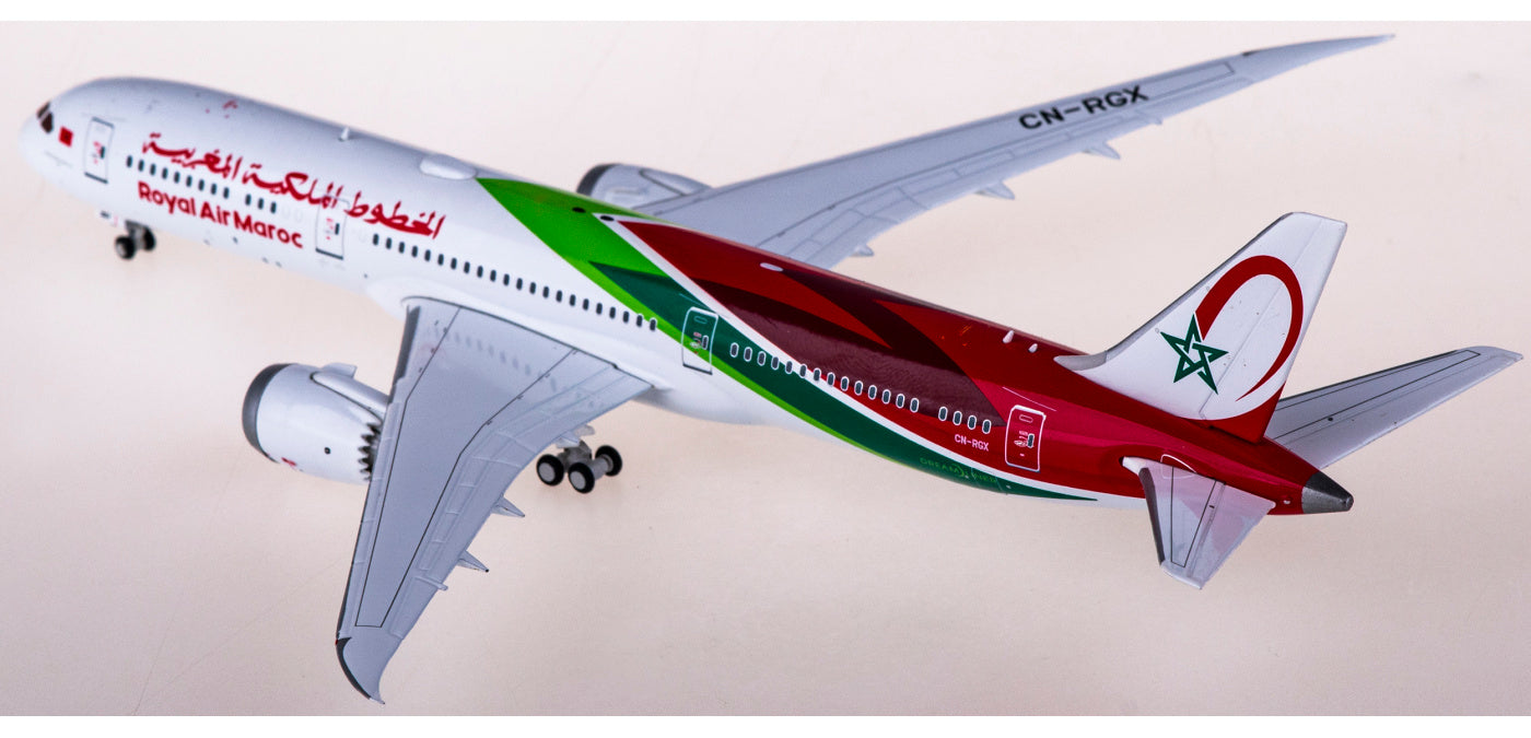 1:400 JC Wings XX4172 Royal Air Maroc Boeing 787-9 Dreamliner CN-RGX+Free Tractor