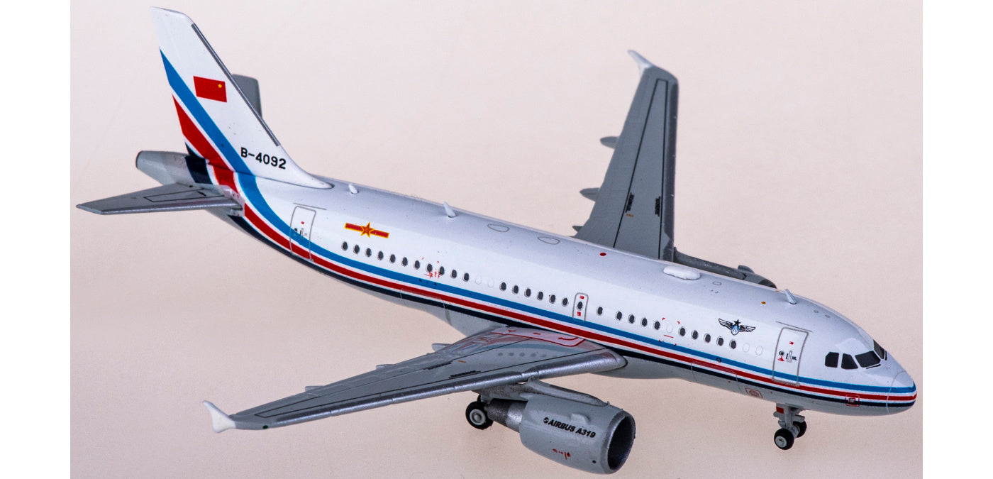 1:400 JC Wings LH4123 PLAAF China Air Force Airbus A319 B-4092+Free Tractor