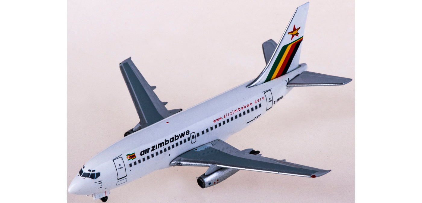 1:400 AeroClassics AC411109 Air Zimbabwe Boeing 737-200 Z-WPB Aircraft Model+Free Tractor