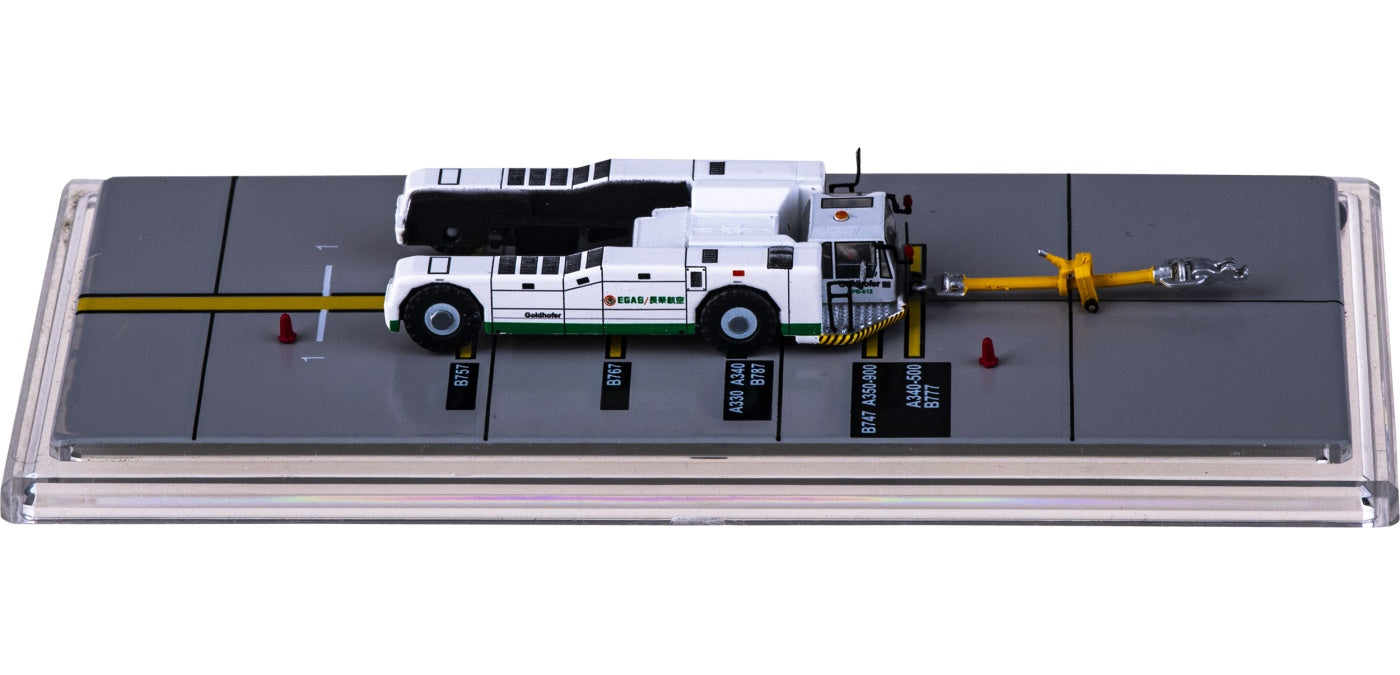 1:200 JC Wings GSE2AST108 Airport Tractor turck (EVA Air)