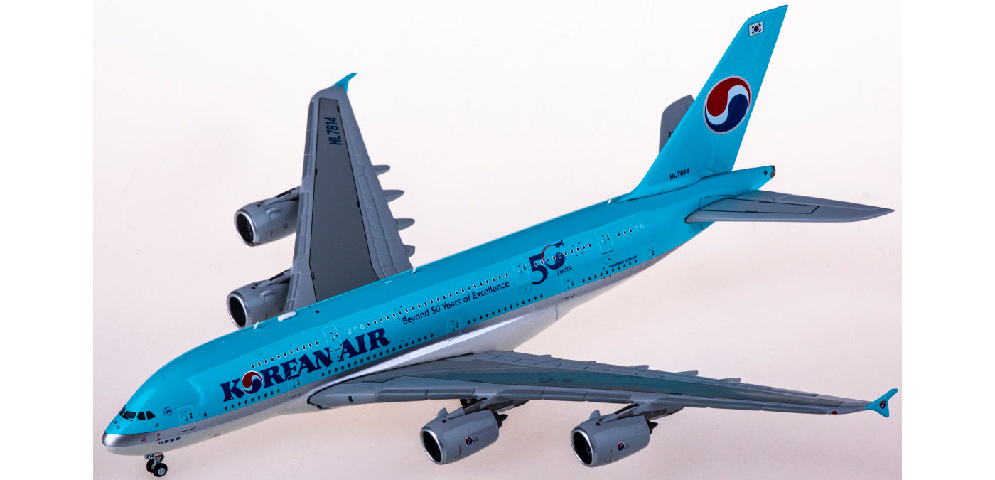1:400 JC Wings EW4388016 Korean Air Airbus A380 HL7614 Aircraft Model+Free Tractor