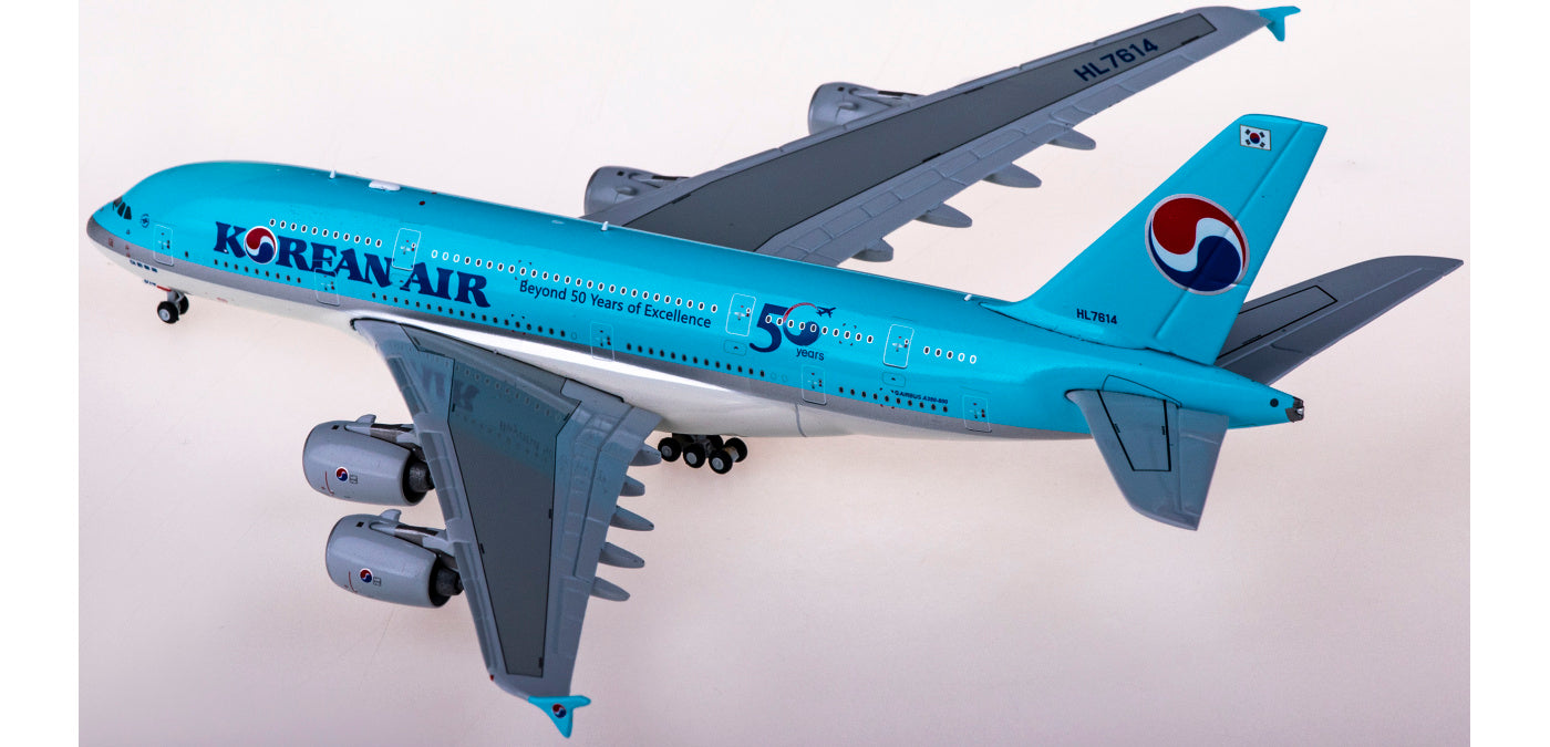 1:400 JC Wings EW4388016 Korean Air Airbus A380 HL7614 Aircraft Model+Free Tractor