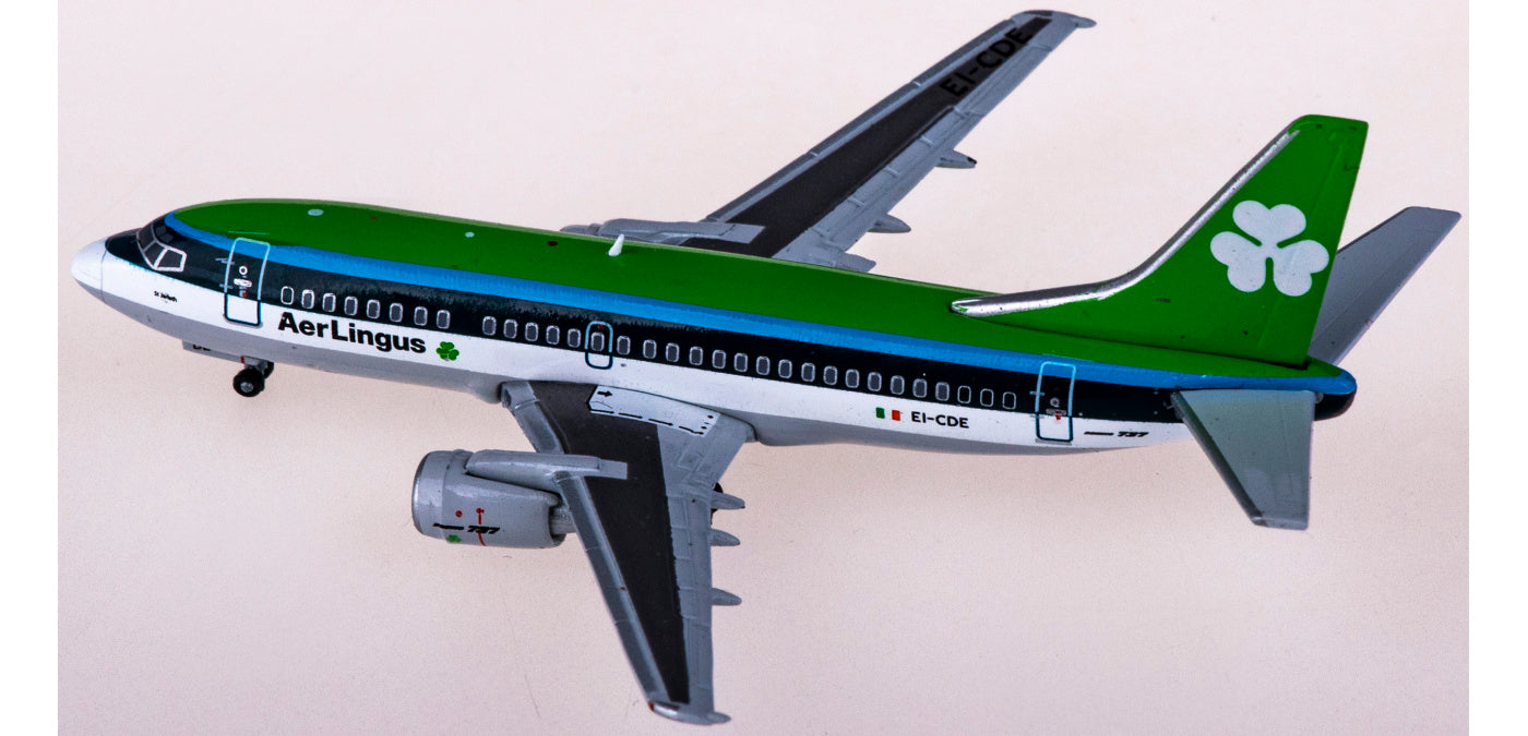 1:400 JC Wings XX4883 Aer Lingus Boeing 737-500 EI-CDE+Free Tractor