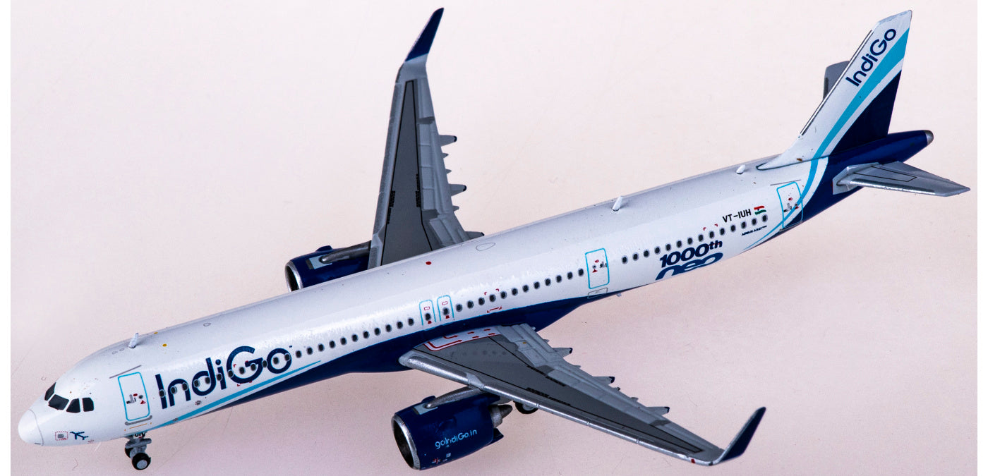 1:400 JC Wings XX4480 IndiGo Airlines Airbus A321neo VT-IUH+Free Tractor