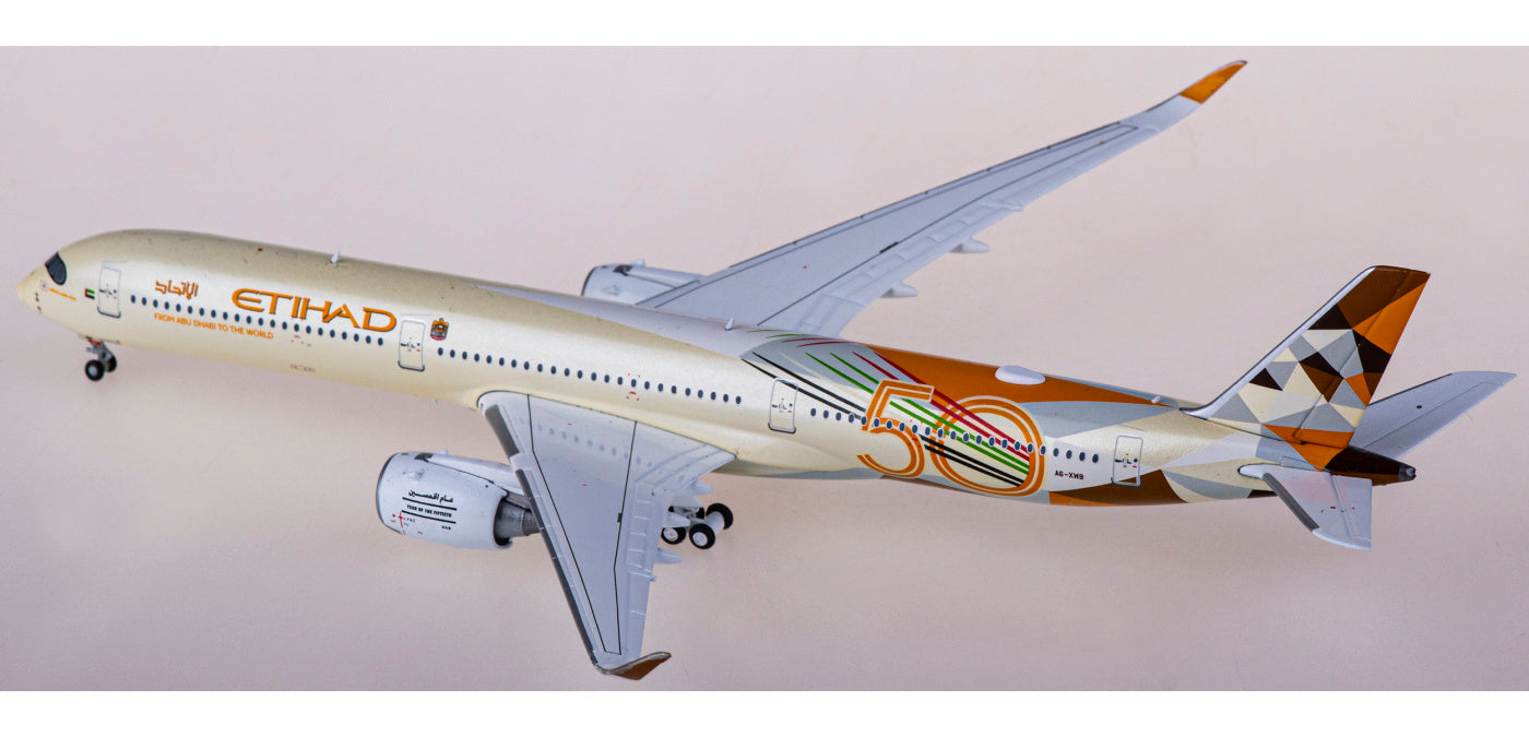 1:400 JC Wings XX4496 Etihad Airways Airbus A350-1000XWB A6-XWB+Free Tractor