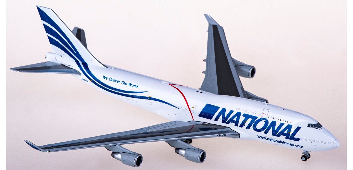 1:400 JC Wings XX4490 National Airlines Boeing 747-400BCF N756CA Aircraft Model+Free Tractor