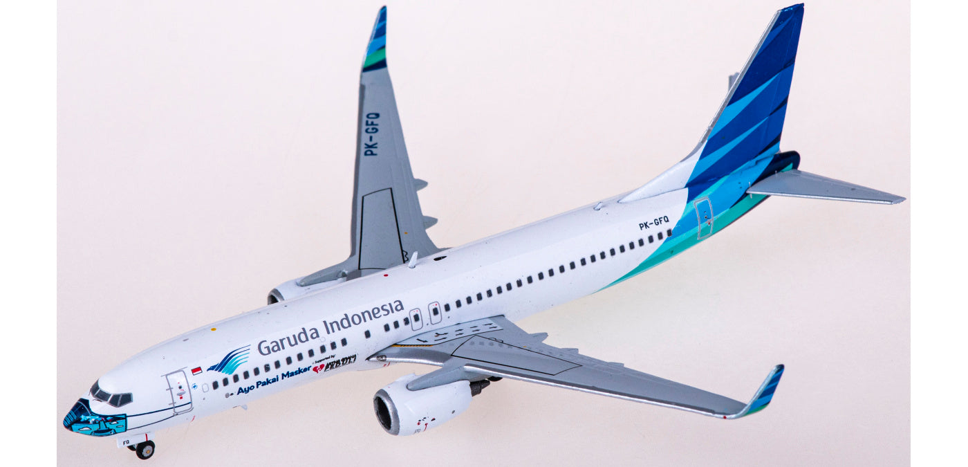 1:400 JC Wings LH4209 Garuda Indonesia Boeing 737-800 PK-GFQ+Free Tractor