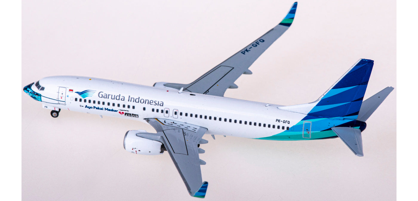 1:400 JC Wings LH4209 Garuda Indonesia Boeing 737-800 PK-GFQ+Free Tractor