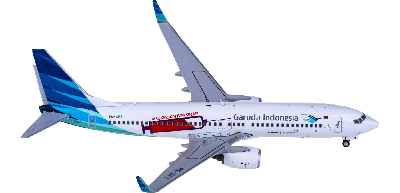 1:400 JC Wings LH4243 Garuda Indonesia Boeing 737-800 PK-GFT+Free Tractor