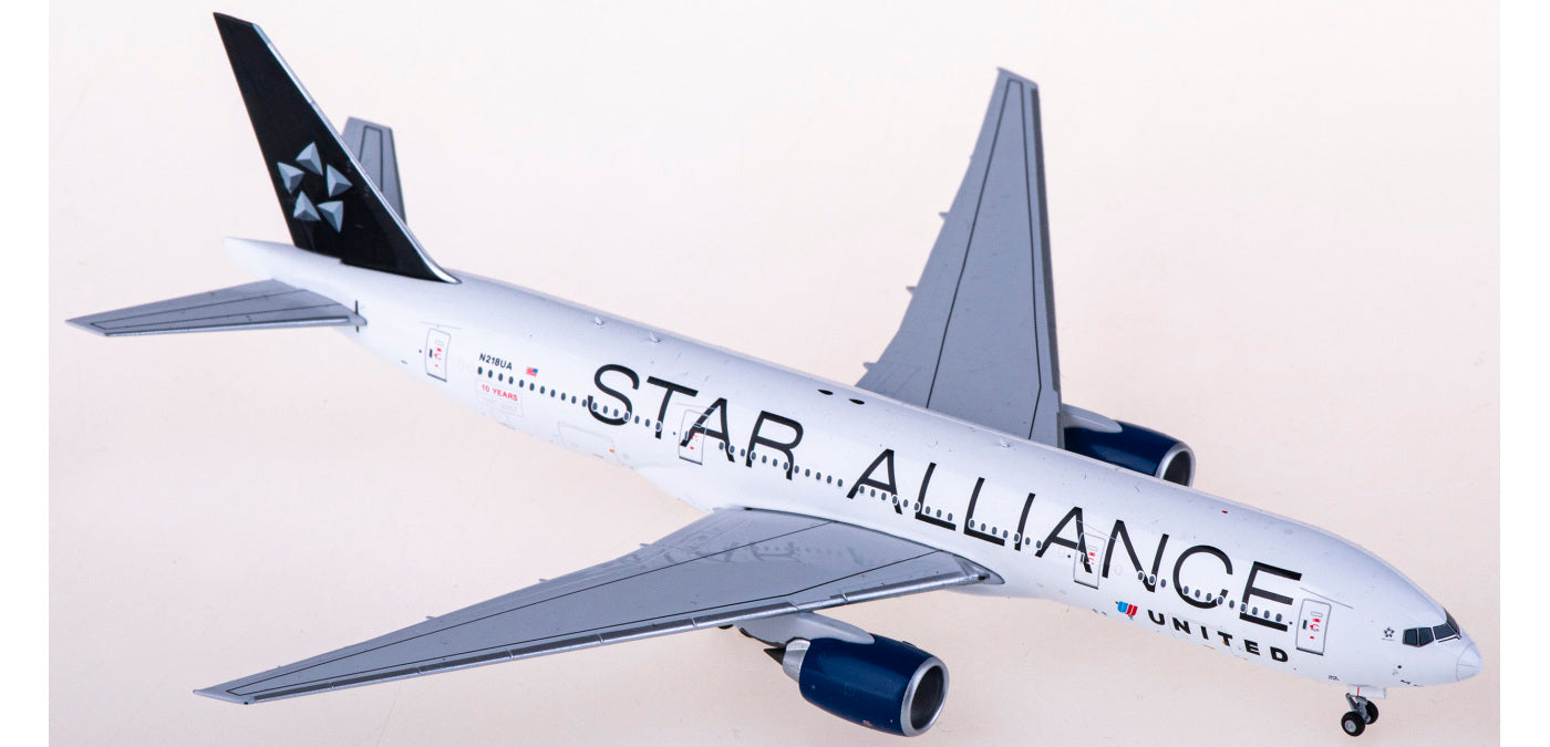 1:400 NG Models NG72021 United Airlines Boeing 777-200ER N218UA "Star Alliance" +Free Tractor