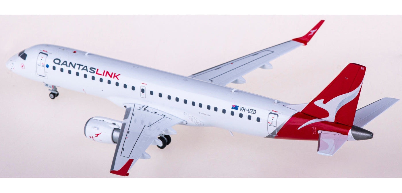 1:200 Geminijets G2QFA1100 Qantas Embraer ERJ-190AR VH-UZD