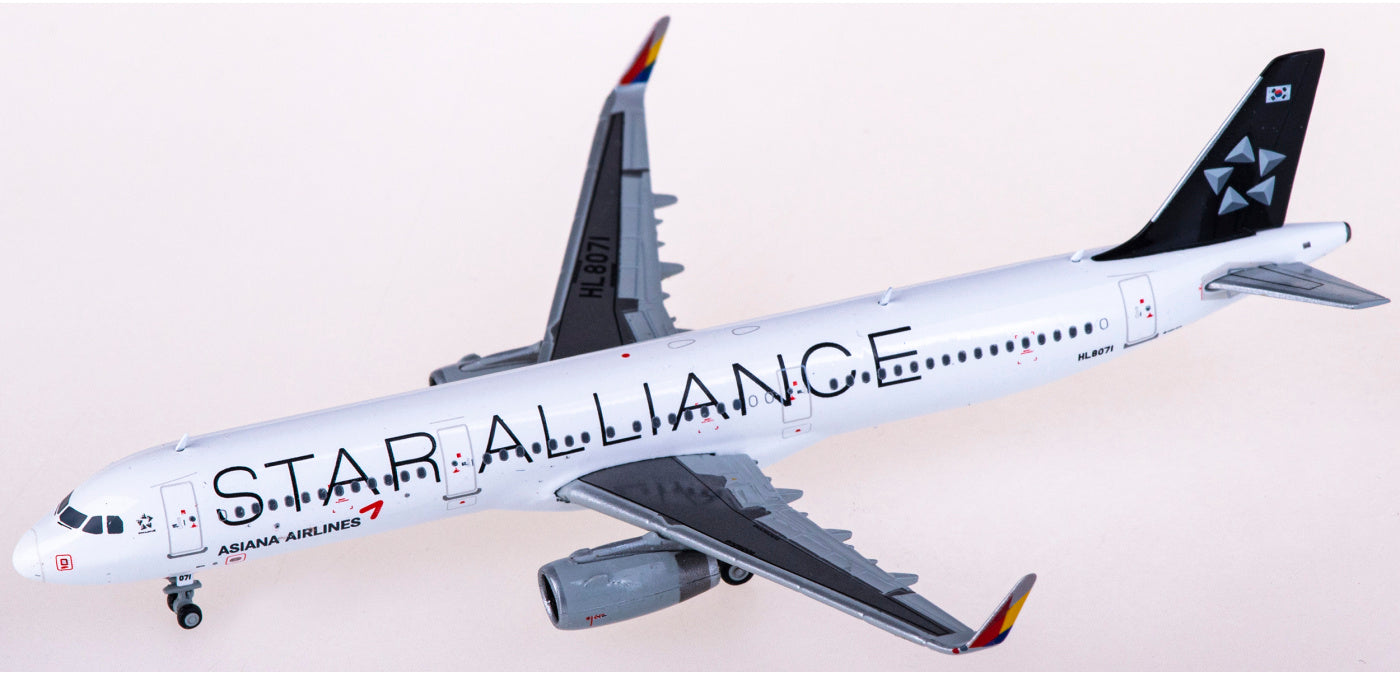 1:400 JC Wings XX4072 Asiana Airbus A321 HL8071 "STAR ALLIANCE"+Free Tractor