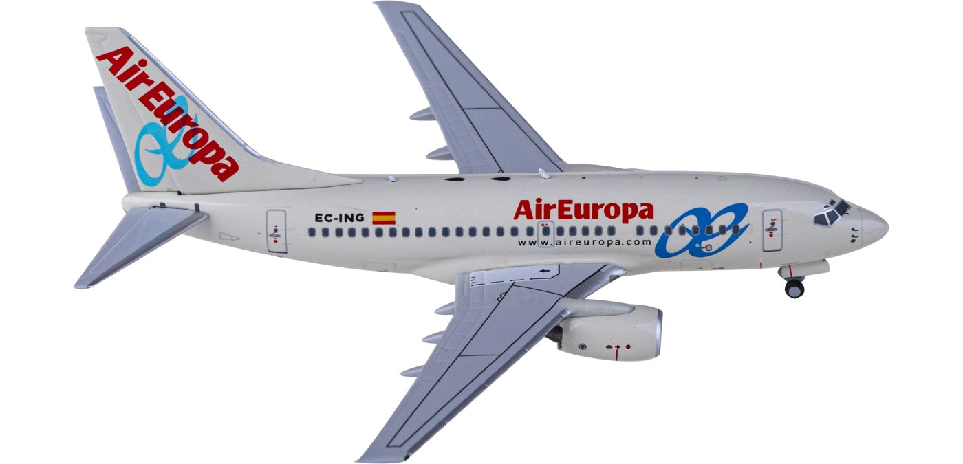 1:400 NG Models NG76005 Air Europa Boeing 737-600 EC-ING+Free Tractor