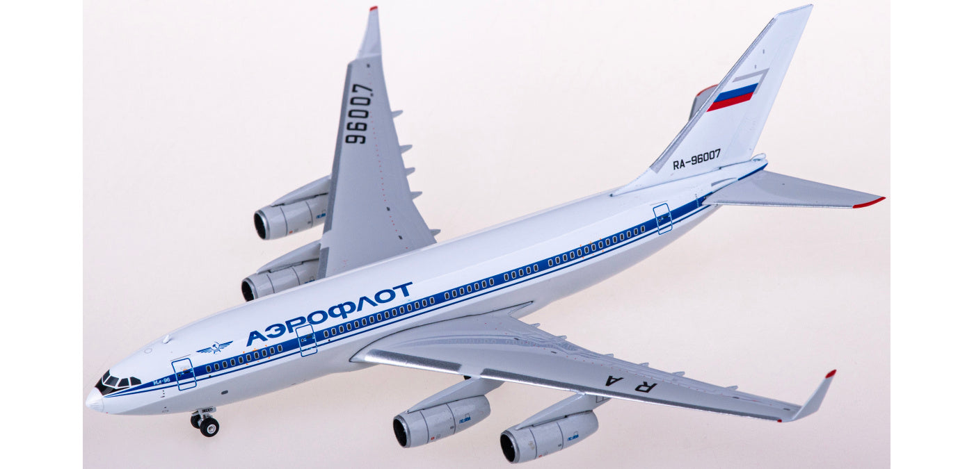 1:400 Phoenix PH11781 Aeroflot Ilyushin Il-96-300 RA-96007+Free Tractor