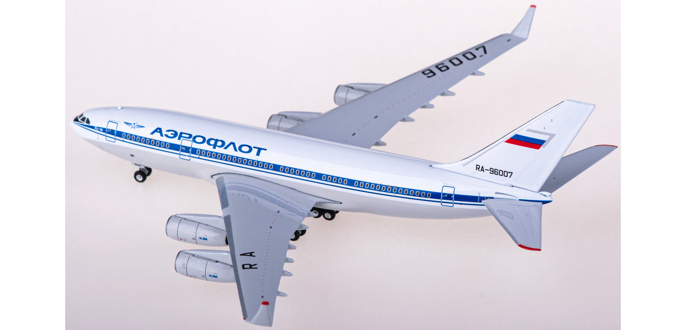 1:400 Phoenix PH11781 Aeroflot Ilyushin Il-96-300 RA-96007+Free Tractor