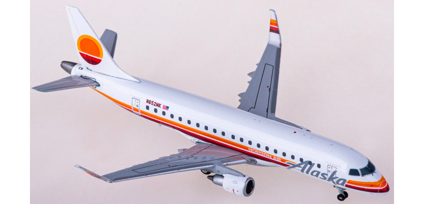 1:400 Geminijets GJASA2174 Alaska Airlines Embraer ERJ-175 N652MK Aircraft Model+Free Tractor