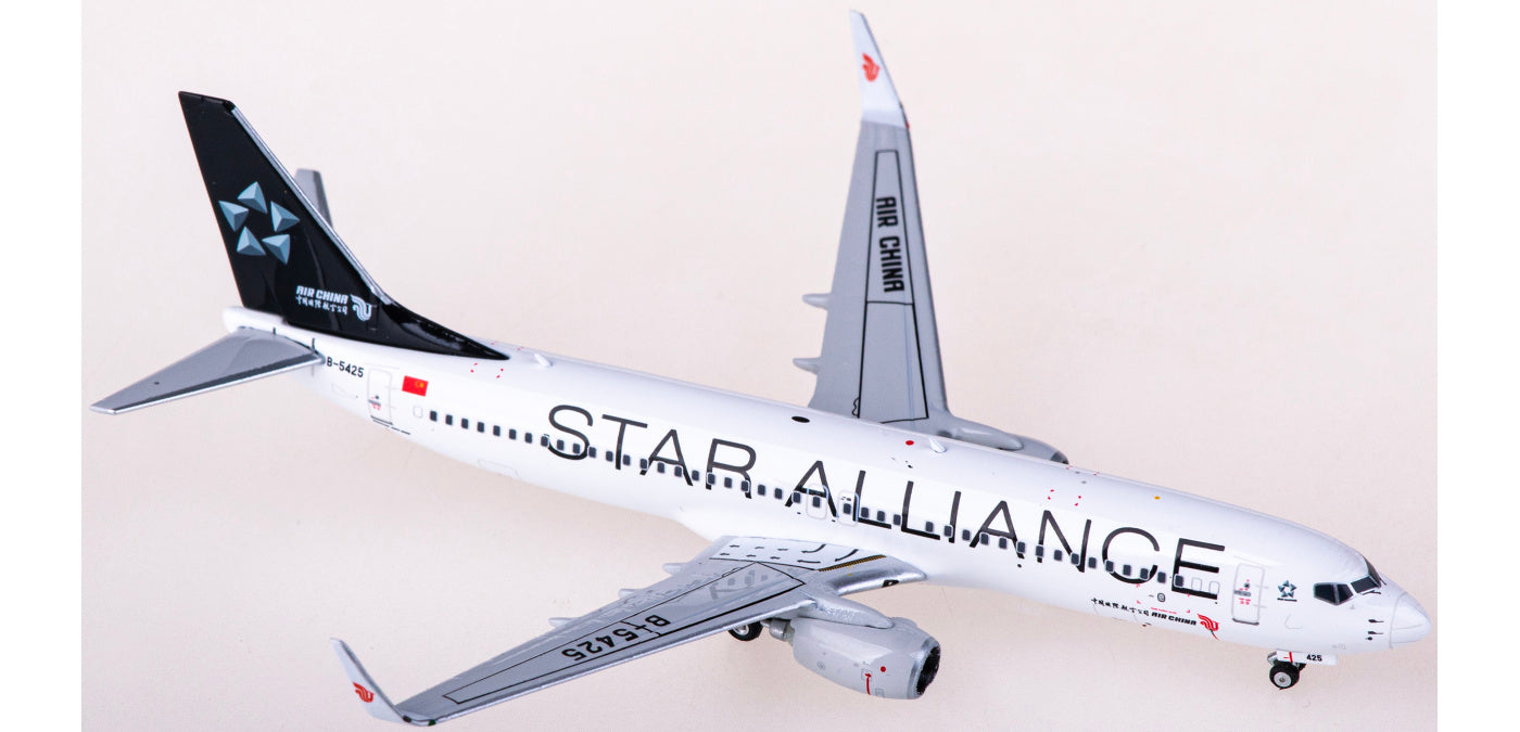 1:400 Phoenix PH11790 Air China Boeing 737-800 B-5425 "STAR ALLIANCE"+Free Tractor