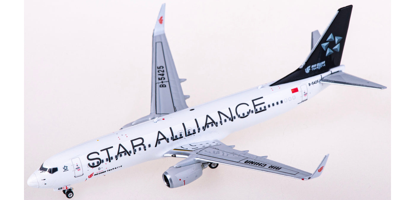 1:400 Phoenix PH11790 Air China Boeing 737-800 B-5425 "STAR ALLIANCE"+Free Tractor