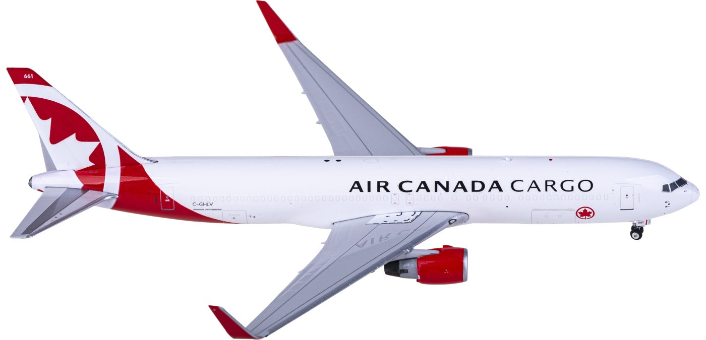 1:400 Phoenix PH11785 Air Canada Cargo Boeing 767-300ER C-GHLV+Free Tractor