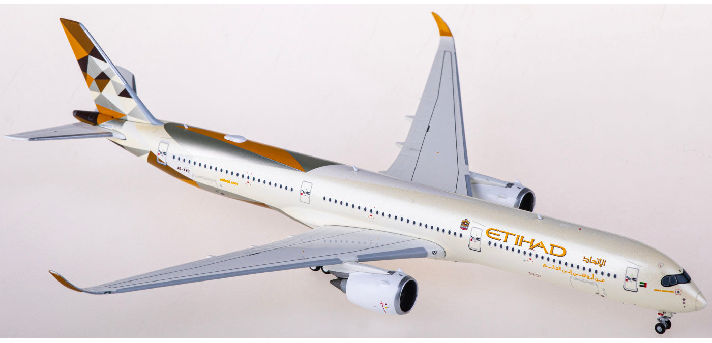 1:400 Geminijets GJETD2163 Etihad Airways Airbus A350-1000 A6-XWC Aircraft Model+Free Tractor